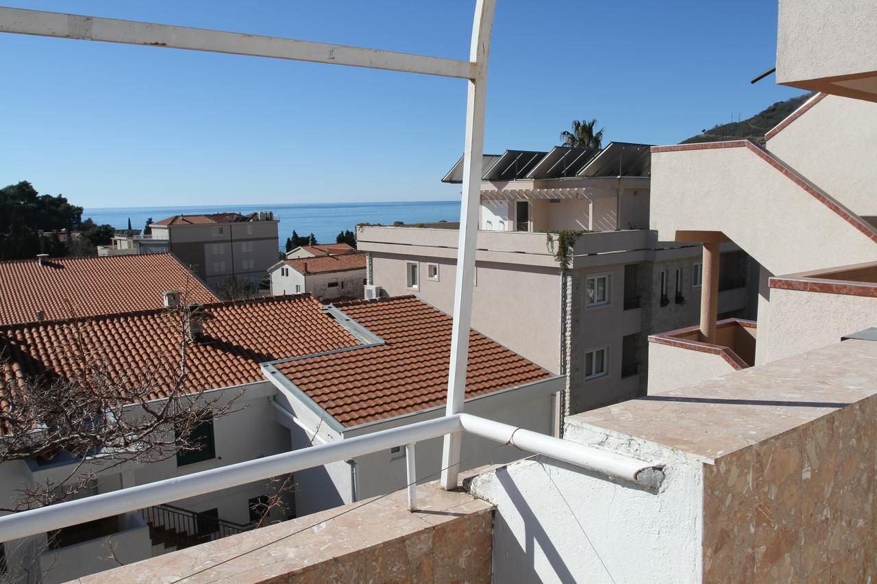 Гостевой дом Apartments Popović Петровац