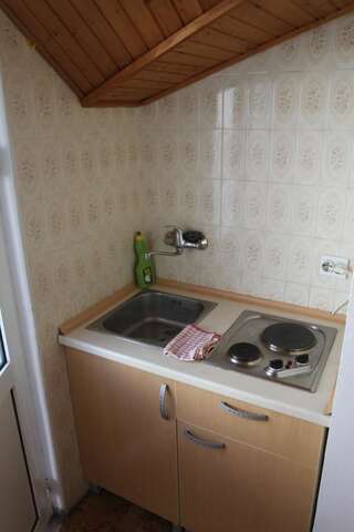 Гостевой дом Apartments Popović Петровац Апартаменты с 2 спальнями-3